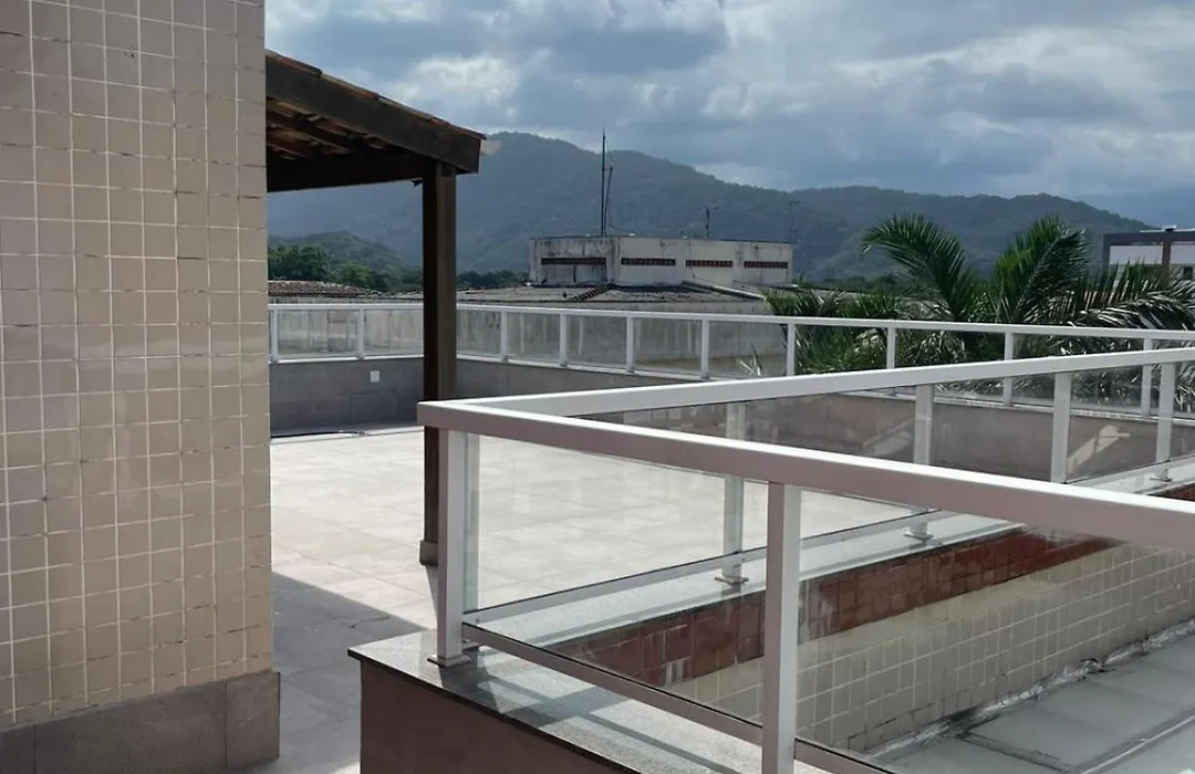 Cobertura Duplex TOP Churrasqueira Privativa 4 quartos Ubatuba até 11 pessoas Hospedagem Aluguel de temporada pousada hotel Praia Grande Itaguá-1